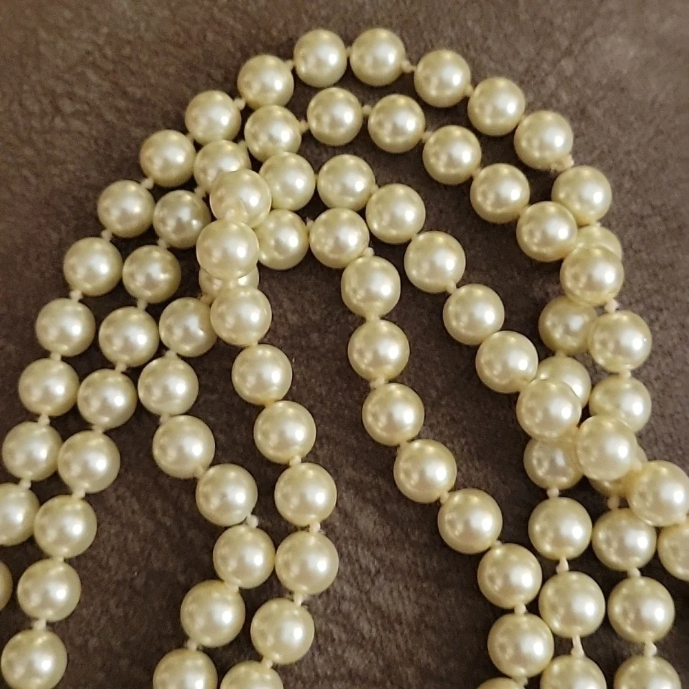 Vtg Creamy Yellow Glass Pearl Knot Beaded Lariat Flapper Necklace